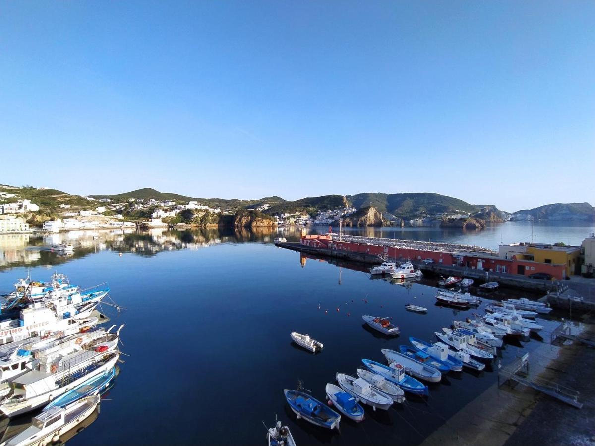 Locanda Mari Ponza Exterior photo