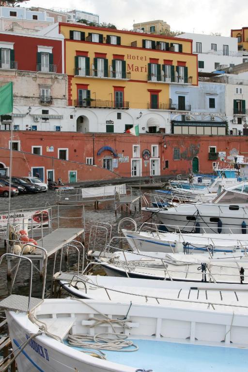 Locanda Mari Ponza Exterior photo