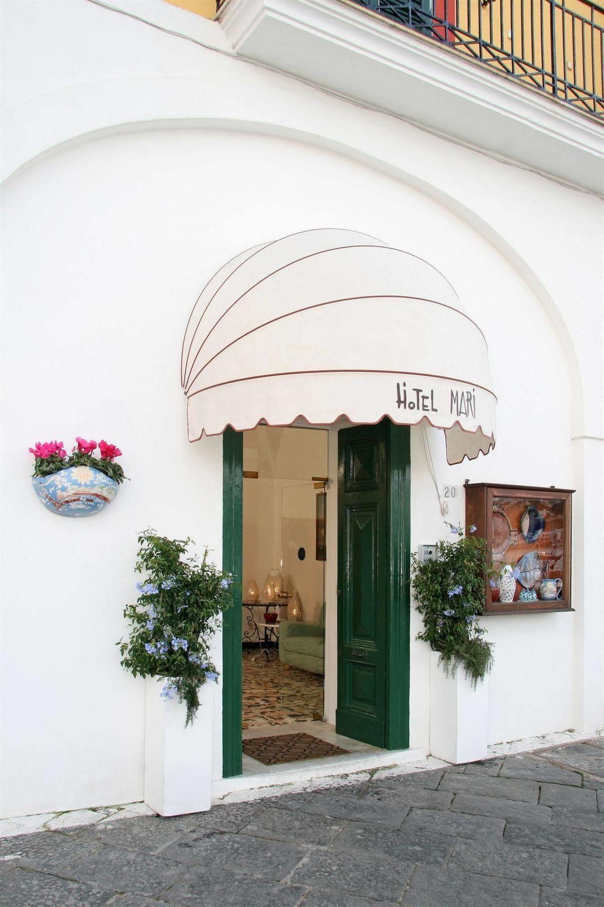 Locanda Mari Ponza Exterior photo